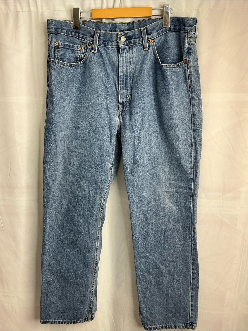 2302 - Levi's 516 Straight Leg Jeans - Men's W38 x L30 - Medium Wash Blue Denim